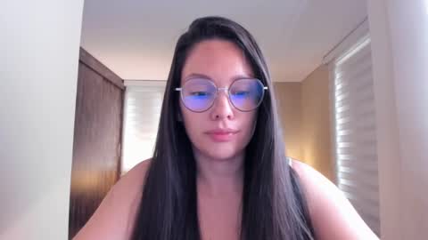 Snapshot of anabel_25 chatting on 30, 12, 2024 Anabel online show from 30, 12, 2024