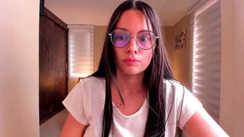 Snapshot of anabel_25 chatting on 21, 1, 2025 Anabel online show from 21, 1, 2025