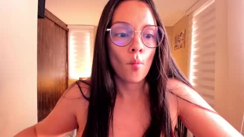 Snapshot of anabel_25 chatting on 31, 1, 2025 Anabel online show from 31, 1, 2025