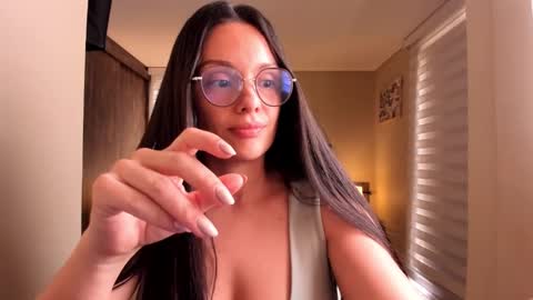 Snapshot of anabel_25 chatting on 11, 3, 2025 Anabel online show from 11, 3, 2025