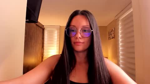 Snapshot of anabel_25 chatting on 14, 9, 2025 Anabel online show from 14, 9, 2025