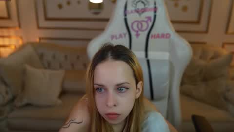 PLAYHARD054 online show from 6, 10, 2025