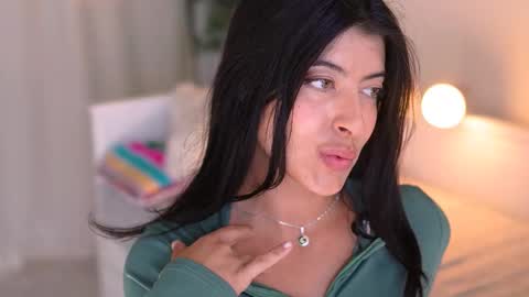 Snapshot of anabelcurvy chatting on 23, 9, 2025 anabelcurvy online show from 23, 9, 2025