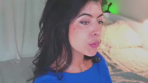 Snapshot of anabelcurvy chatting on 24, 9, 2025 anabelcurvy online show from 24, 9, 2025