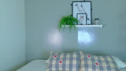 Snapshot of anabellejames__ chatting on 4, 7, 2026 A N A B E L L E online show from 4, 7, 2026
