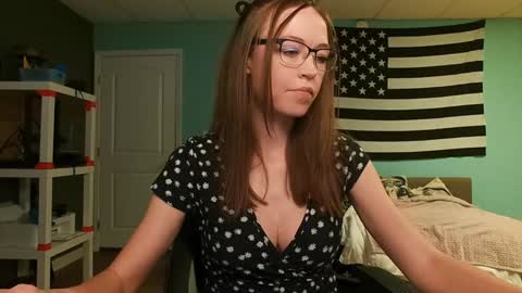 Anabelleleigh online show from 3, 10, 2025