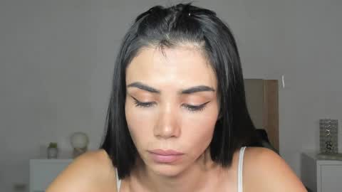 Ana Henao or Annie... Follow me ahenaocb Insta  X online show from 29, 3, 2026