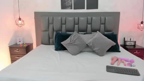 Snapshot of anahi_cardenas1 chatting on 24, 4, 2026 anahi online show from 24, 4, 2026