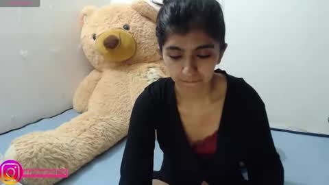 Anahi Browns online show from 13, 2, 2025