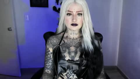Snapshot of anai_gomez chatting on 25, 5, 2026 Callme Mistress Ani online show from 25, 5, 2026