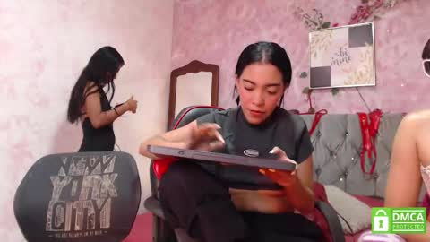 Snapshot of anais_victoria chatting on 9, 10, 2025 Anais Victoria online show from 9, 10, 2025