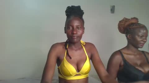 Snapshot of analeia_ chatting on 6, 1, 2025 Analeia online show from 6, 1, 2025