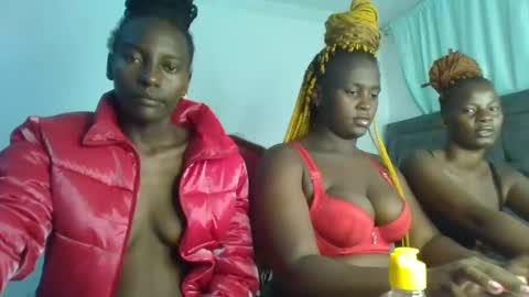 Snapshot of analeia_ chatting on 23, 1, 2025 Analeia online show from 23, 1, 2025