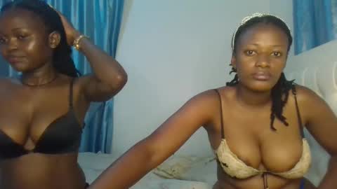 Snapshot of analeia_ chatting on 8, 2, 2025 Analeia online show from 8, 2, 2025
