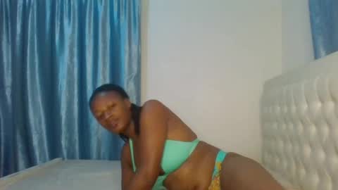 Snapshot of analeia_ chatting on 13, 2, 2025 Analeia online show from 13, 2, 2025