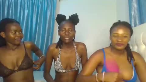 Snapshot of analeia_ chatting on 14, 2, 2025 Analeia online show from 14, 2, 2025