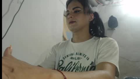 Snapshot of analia_smith chatting on 8, 5, 2026 Analia smith online show from 8, 5, 2026