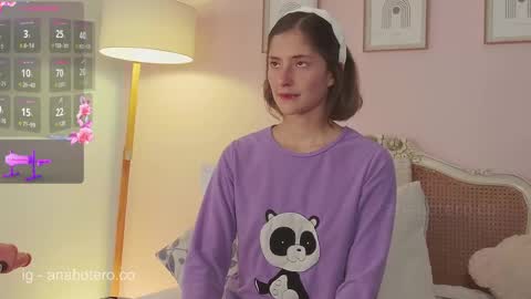 Ana Mara Botero online show from 5, 3, 2025