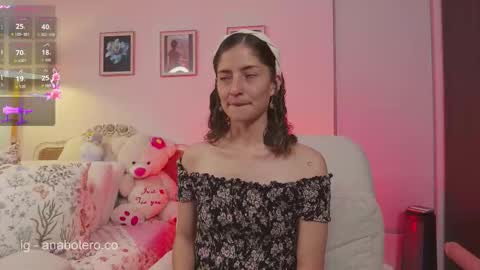 Ana Mara Botero online show from 12, 10, 2025