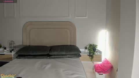 Snapshot of anamonroee chatting on 13, 10, 2025 anamonroee online show from 13, 10, 2025