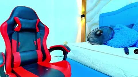 Snapshot of anapau_cooper chatting on 19, 2, 2026 A N A P A U L A online show from 19, 2, 2026