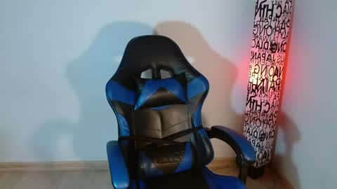 Snapshot of anarosse__ chatting on 9, 7, 2026 ana 3 online show from 9, 7, 2026