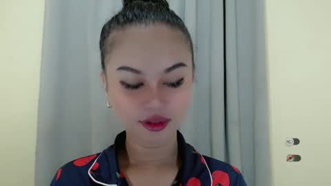 Snapshot of anaruru_ chatting on 19, 2, 2025 ANA online show from 19, 2, 2025