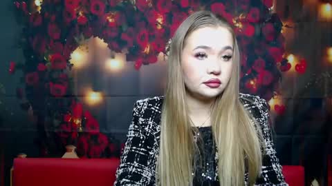 anastacyyellig online show from 22, 1, 2025