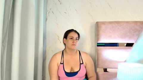 Snapshot of anastasia_marco chatting on 7, 10, 2025 anastasia_marco online show from 7, 10, 2025