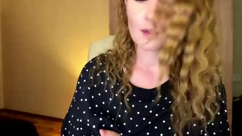 Snapshot of anavelle chatting on 13, 6, 2026 Ana online show from 13, 6, 2026