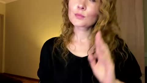 Snapshot of anavelle chatting on 15, 6, 2026 Ana online show from 15, 6, 2026