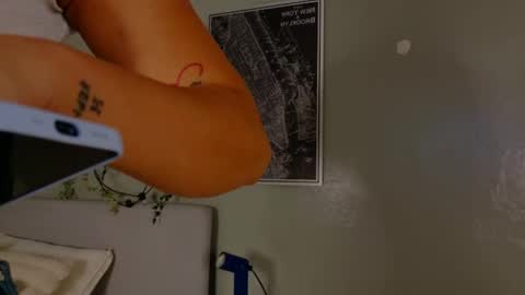 Snapshot of anavicc__ chatting on 6, 5, 2026 Kendra online show from 6, 5, 2026