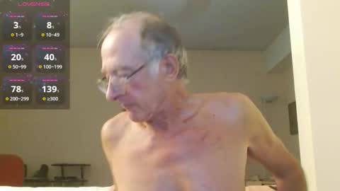 Snapshot of anax69 chatting on 17, 9, 2025 mario online show from 17, 9, 2025