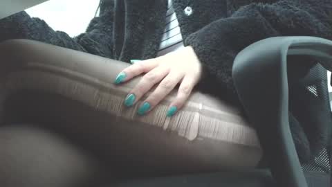 Snapshot of anddrea_ chatting on 27, 5, 2026 online show from 27, 5, 2026