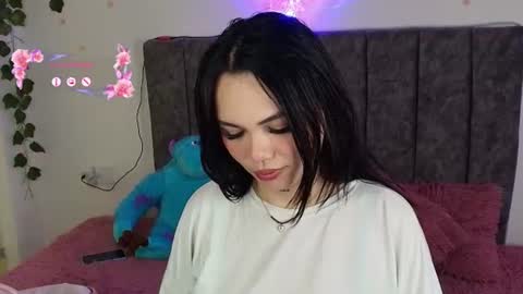 Snapshot of andra_rosse chatting on 23, 6, 2026 Andra de la Rosse online show from 23, 6, 2026