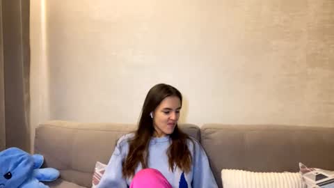 Snapshot of andradosher chatting on 4, 11, 2025 Sophie Lane online show from 4, 11, 2025