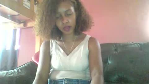 Snapshot of andre415913 chatting on 20, 12, 2025 andre415913 online show from 20, 12, 2025