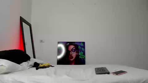 Snapshot of andrea_cherryy_ chatting on 12, 9, 2025 Andrea Cherry online show from 12, 9, 2025