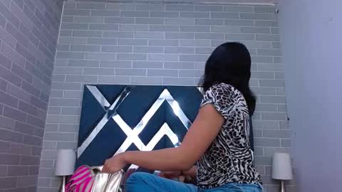 Snapshot of andrea_gill_ chatting on 10, 9, 2025 Andres Gil online show from 10, 9, 2025