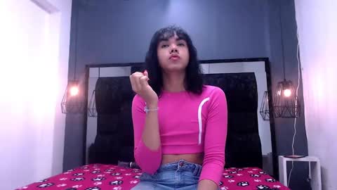 Snapshot of andrea_gill_ chatting on 22, 10, 2025 Andres Gil online show from 22, 10, 2025