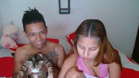 Snapshot of andrea_jose chatting on 15, 2, 2025 andrea_jose online show from 15, 2, 2025