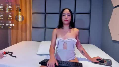Snapshot of andrea_love01 chatting on 9, 9, 2025 ANDREA online show from 9, 9, 2025