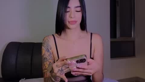 Snapshot of andrea_torres_ chatting on 13, 7, 2026 online show from 13, 7, 2026