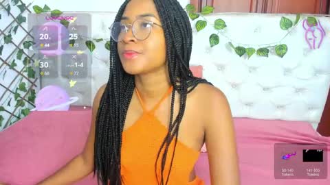 Naomi Andrea Daviss online show from 10, 11, 2025