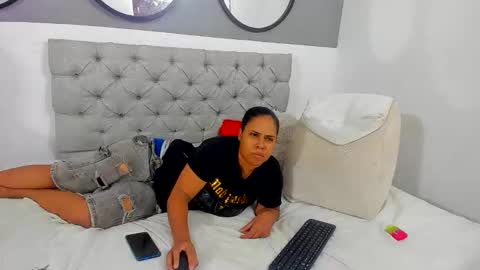 Snapshot of andreaa15 chatting on 14, 9, 2025 andreaa15 online show from 14, 9, 2025