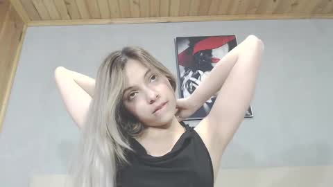 Snapshot of andreau_19 chatting on 23, 1, 2025 andreau 19 online show from 23, 1, 2025