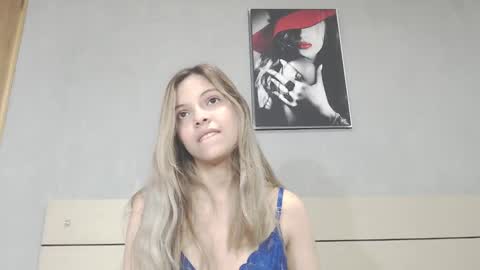 Snapshot of andreau_19 chatting on 8, 2, 2025 andreau 19 online show from 8, 2, 2025