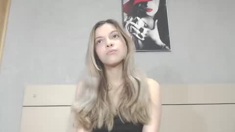Snapshot of andreau_19 chatting on 18, 2, 2025 andreau 19 online show from 18, 2, 2025