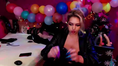 Snapshot of andreeajj chatting on 5, 1, 2025 andreeajj online show from 5, 1, 2025