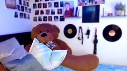 Andrew online show from 3, 3, 2025